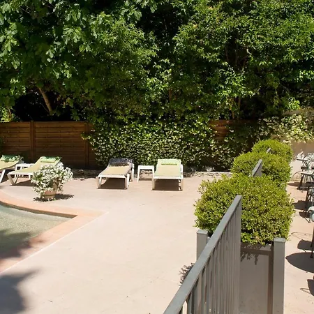 Le Pré Galoffre Hotel