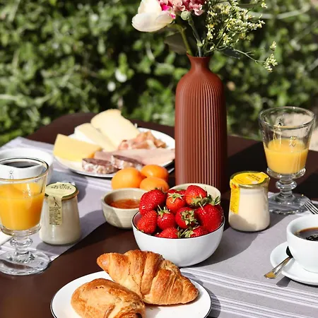 Le Pre Galoffre 호텔 3*