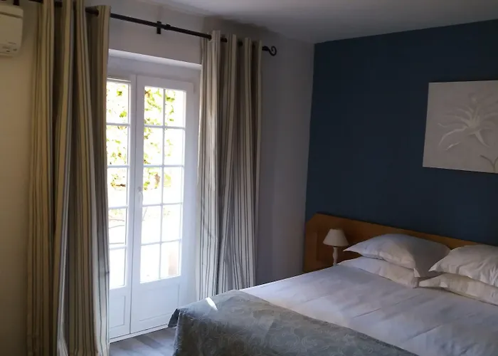 Le Pré Galoffre 3* Nîmes