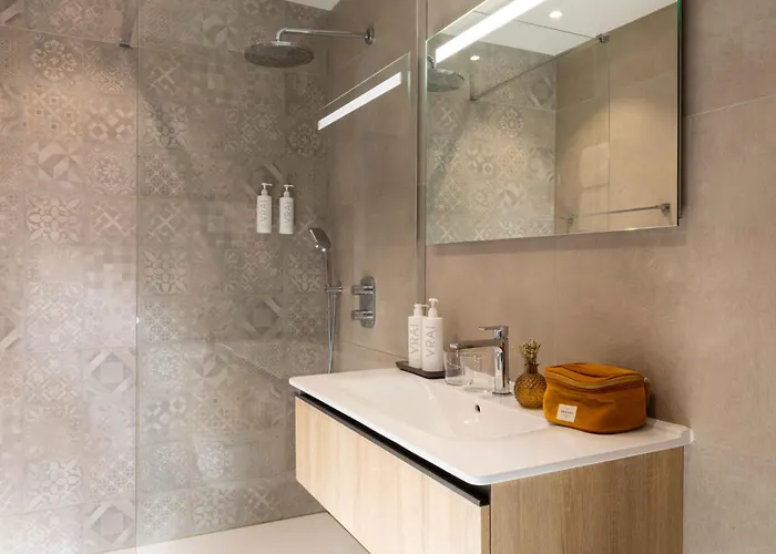 Le Pré Galoffre 3* Nîmes